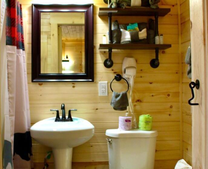 キングサイドベッドのスタンダードワンルーム, The Sundowner On Lake George