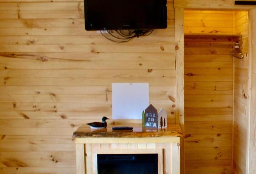 キングサイドベッドのスタンダードワンルーム, The Sundowner On Lake George