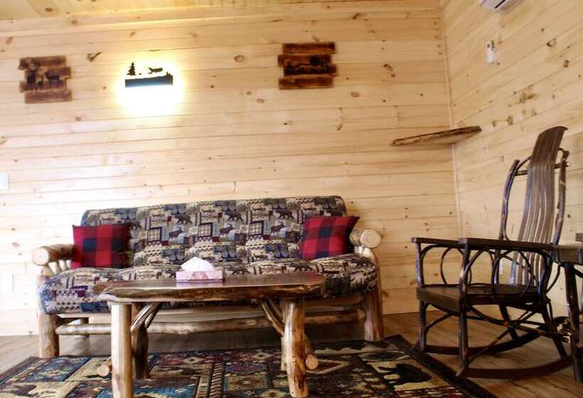 スイート, The Sundowner On Lake George