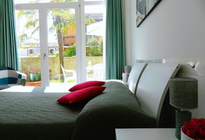 اتاق استاندارد, Villa Marina