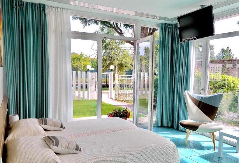 اتاق استاندارد با چشمانداز باغ, Villa Marina