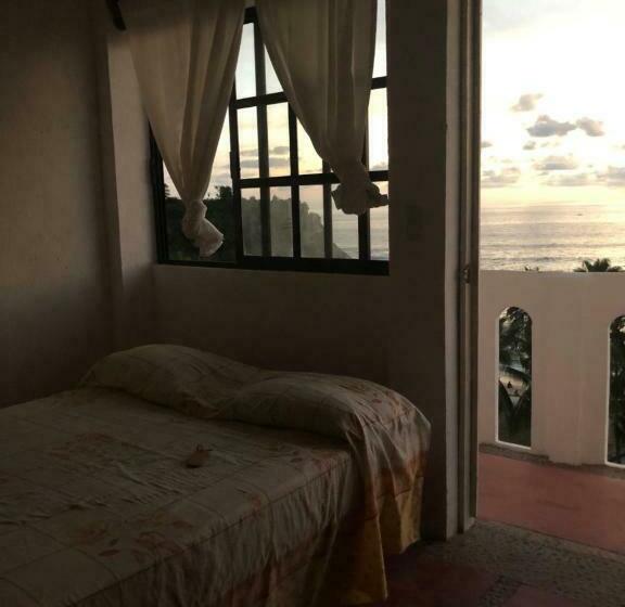 オーシャンビューファミリールーム, La Coral Beach House