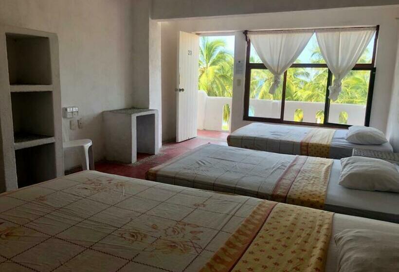 オーシャンビューファミリールーム, La Coral Beach House