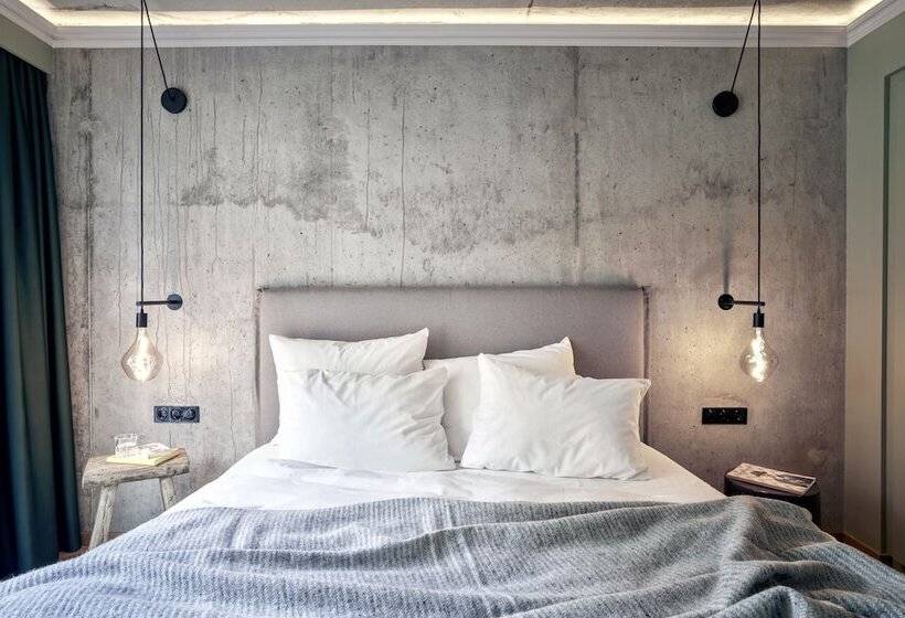 اتاق پرمیوم, Gekko House, Frankfurt, A Tribute Portfolio