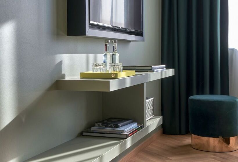 اتاق پرمیوم, Gekko House, Frankfurt, A Tribute Portfolio