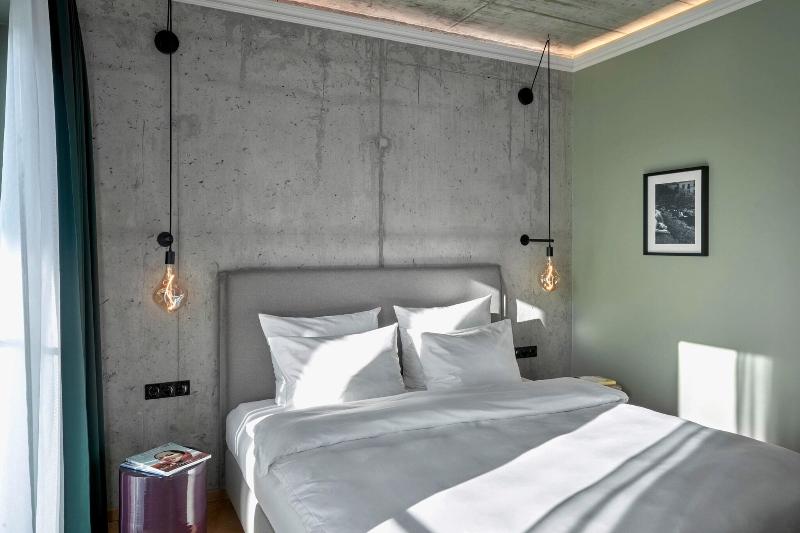 اتاق پرمیوم, Gekko House, Frankfurt, A Tribute Portfolio