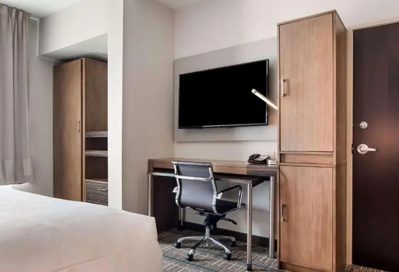 身障者適用スイートルーム, Mainstay Suites East Camden