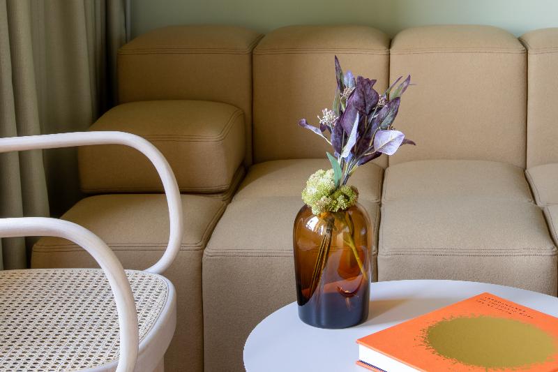 스탠다드 스튜디오, Locke At Broken Wharf