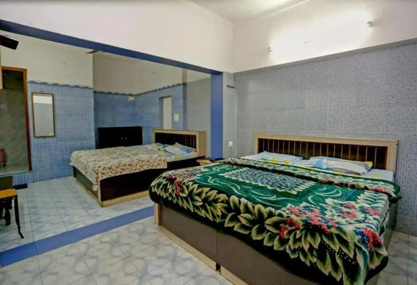 スタンダードルーム, The Trekkers Hostel   Dehradun