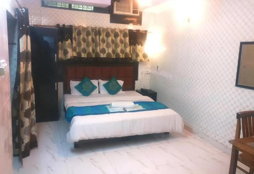 スタンダードルーム, The Trekkers Hostel   Dehradun