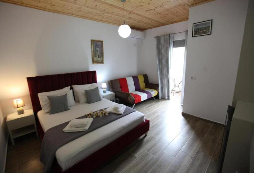 اتاق استاندارد سه نفره, Erviliano