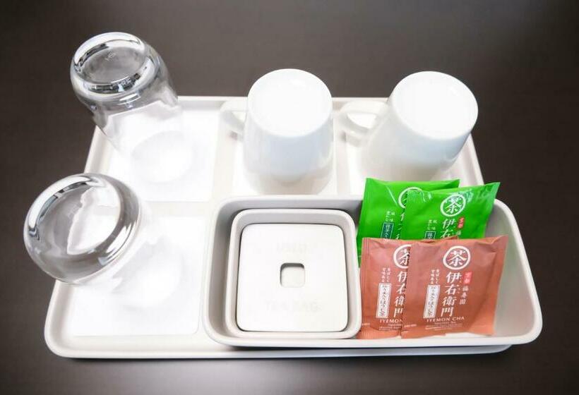 Quarto Estandar, Luxcare