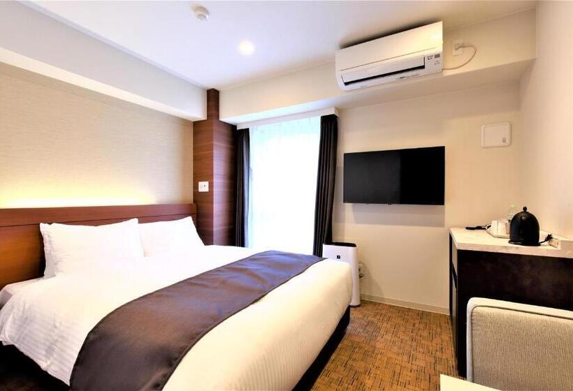 Quarto Estandar, Luxcare
