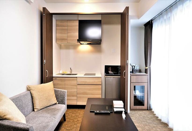 Quarto Deluxe, Luxcare
