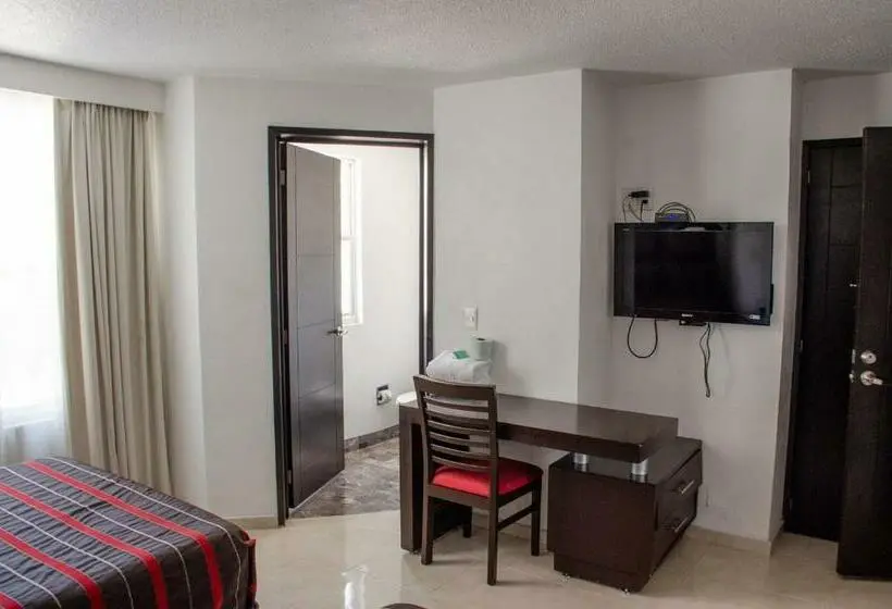 Standard Room, O Puente