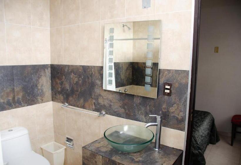 غرفة ديلوكس, O Puente