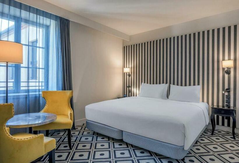 غرفة قياسية, Du Roi & Spa By Sowell Collection