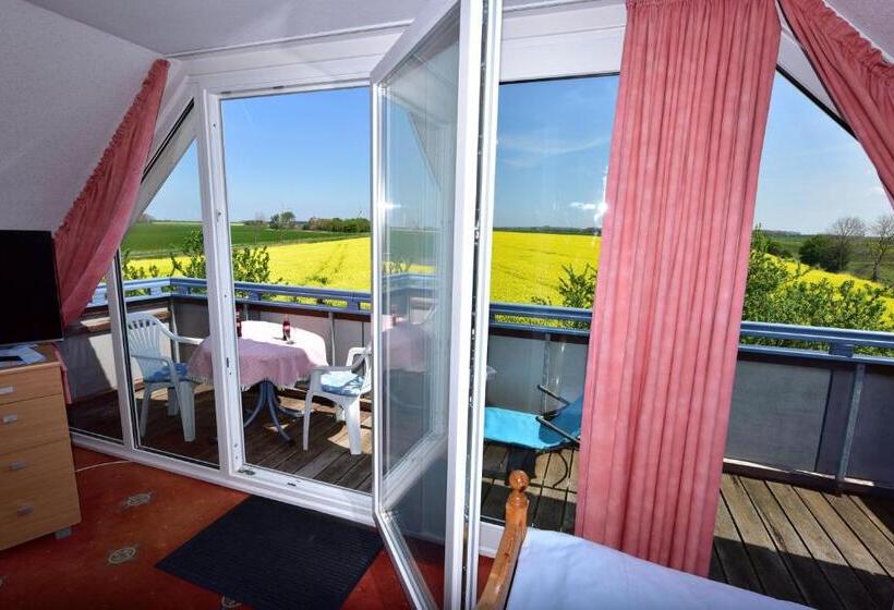 스탠다드 발코니 룸, Restaurant England