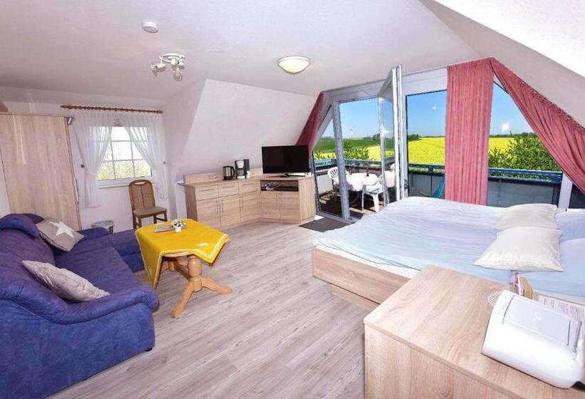 스탠다드 발코니 룸, Restaurant England