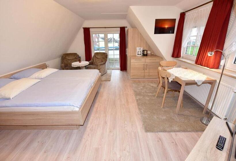 스탠다드 발코니 룸, Restaurant England