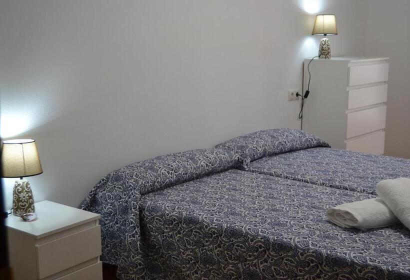 חדר סטנדרט חדר אמבטיה משותף, Albergue Valle Nonaya   Hostel