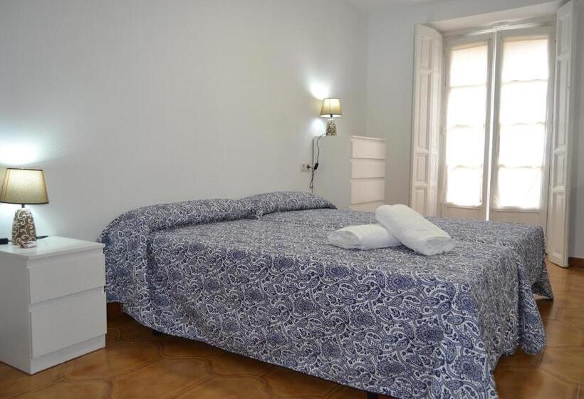 חדר סטנדרט חדר אמבטיה משותף, Albergue Valle Nonaya   Hostel