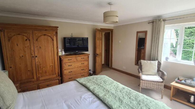 스탠다드 룸, Ha Penny Acre