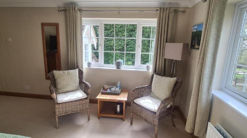 스탠다드 룸, Ha Penny Acre