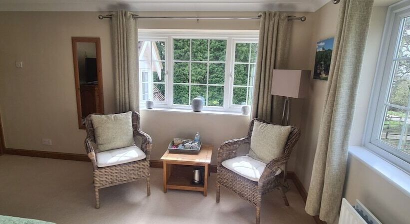 스탠다드 룸, Ha Penny Acre