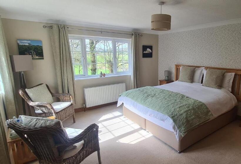 Standard room with outdoor bath, Ha Penny Acre