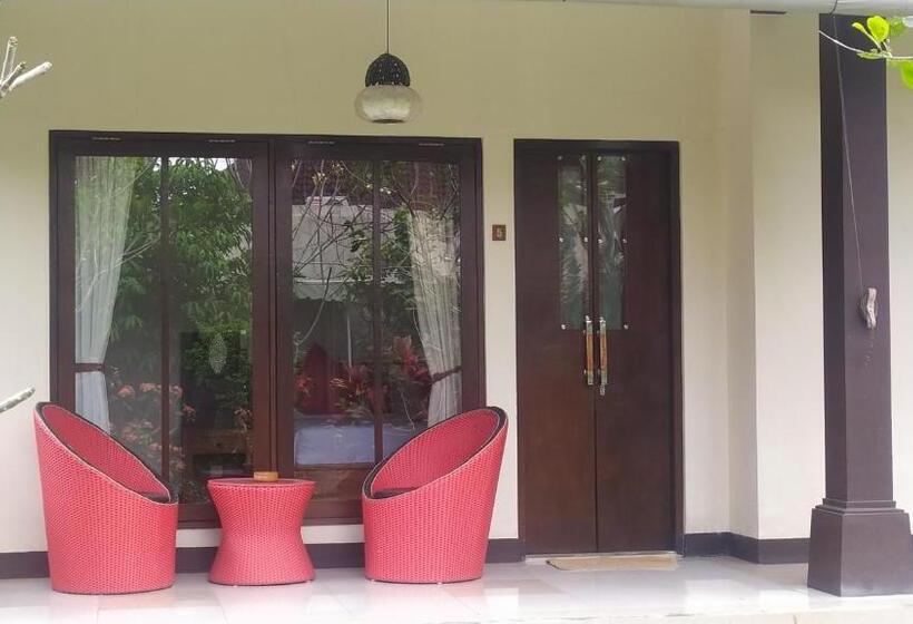 Pokój Deluxe z Balkonem, Indraprastha 2 Bungalow