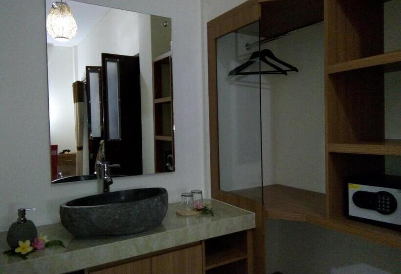 Pokój Deluxe z Balkonem, Indraprastha 2 Bungalow