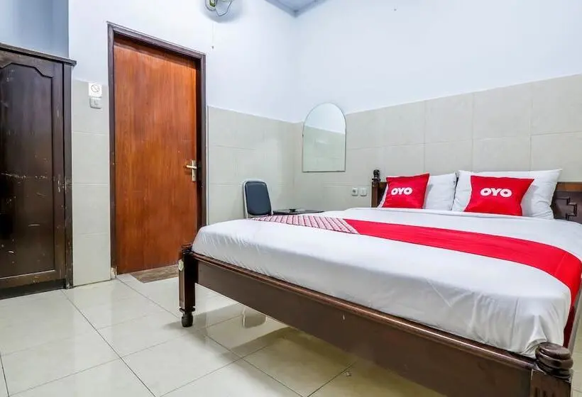 スタンダードルーム, Dewata Indah By Oyo Rooms