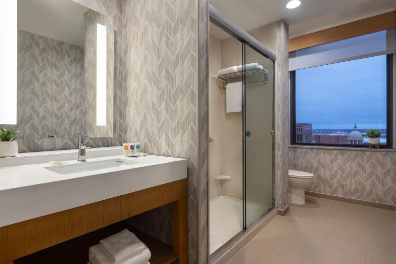 חדר סטנדרט עם מיטת קינג, Hyatt Place Houston Downtown