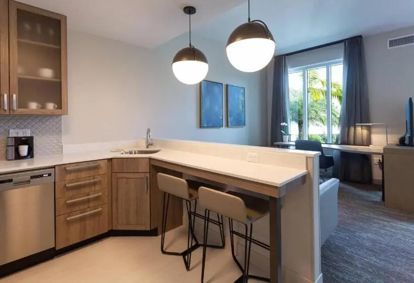 キングサイドベッドのスタンダードワンルーム, Residence Inn Palm Beach Gardens