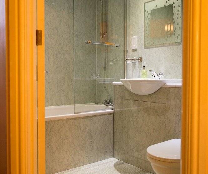 خانه 2 خوابه, The Horse And Farrier Inn And The Salutation Inn Threlkeld Keswick