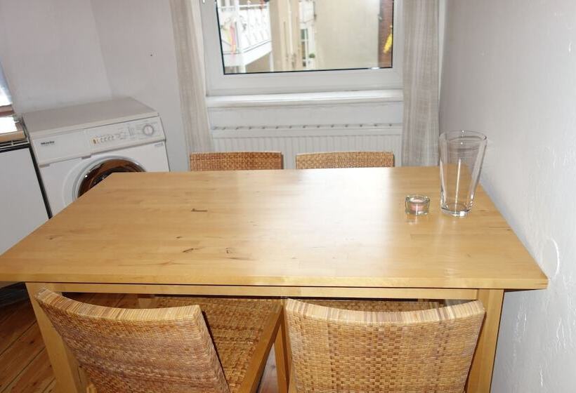 2-Bedroom Classic Apartment, Tolstov Hotels Media Harbour Apartment