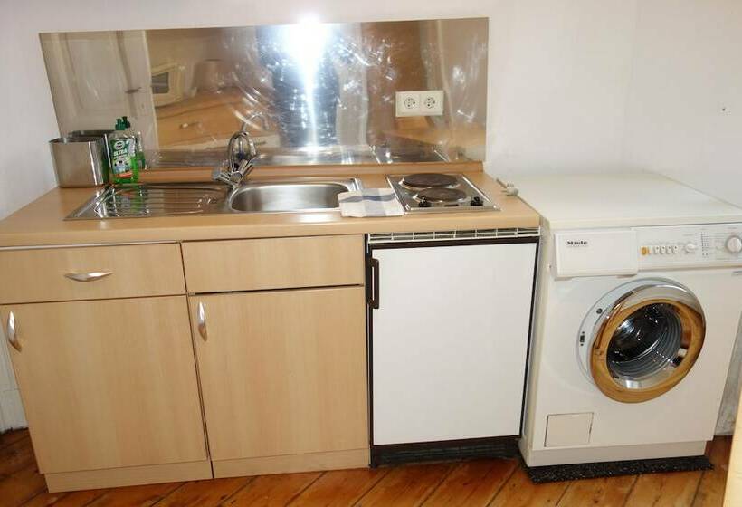 2-Bedroom Classic Apartment, Tolstov Hotels Media Harbour Apartment