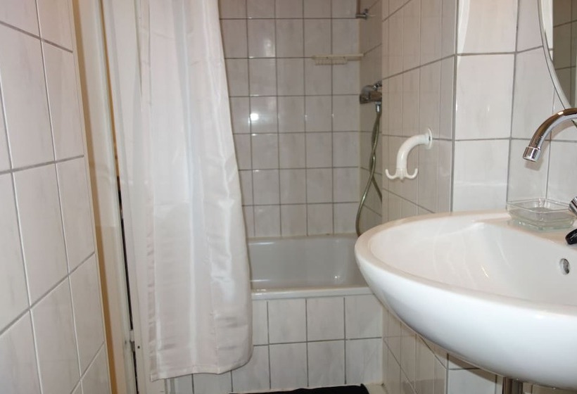 2-Bedroom Classic Apartment, Tolstov Hotels Media Harbour Apartment