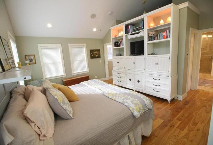 1间卧室的房子, Goldberry Woods