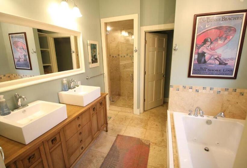 1间卧室的房子, Goldberry Woods