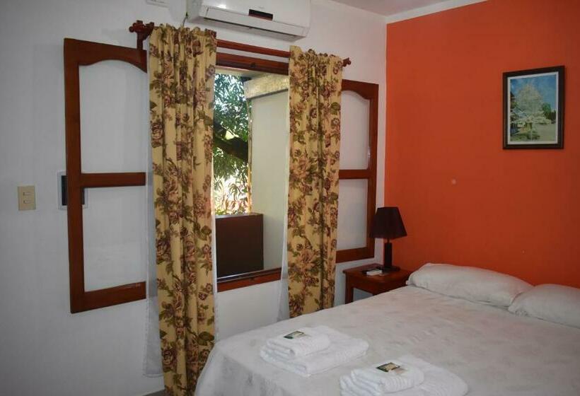 Номер Стандарт, Benitez Hosteria