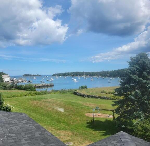 غرفة ديلوكس سرير كينج, East Wind Inn & Suites