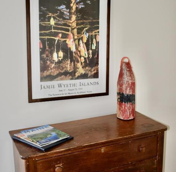 غرفة قياسية لذوى الاحتياجات الخاصة, East Wind Inn & Suites