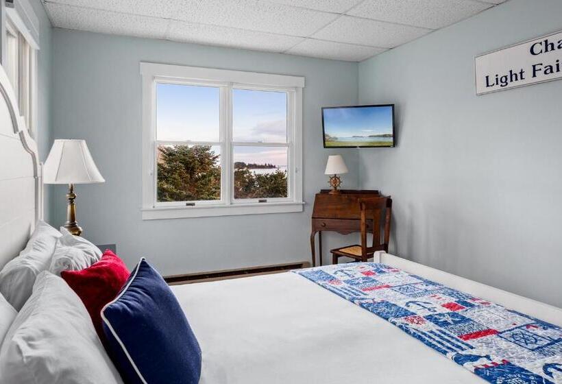 غرفة قياسية سرير كينج, East Wind Inn & Suites