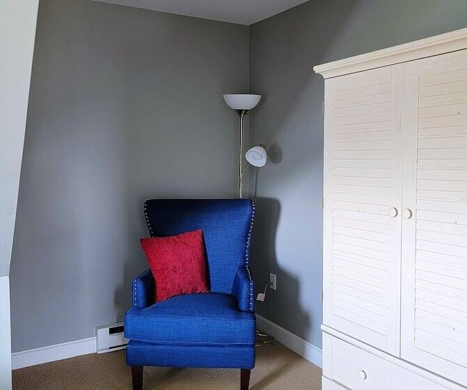 غرفة ديلوكس, East Wind Inn & Suites