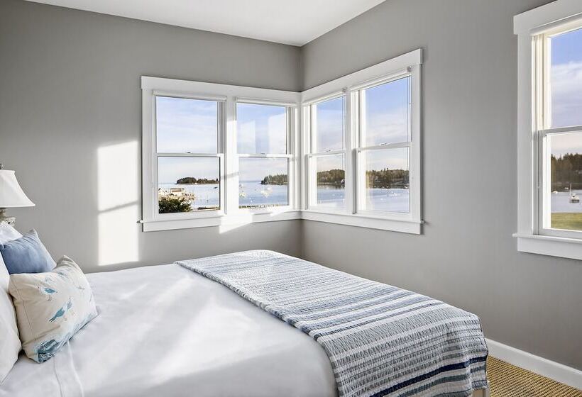 غرفة ديلوكس, East Wind Inn & Suites