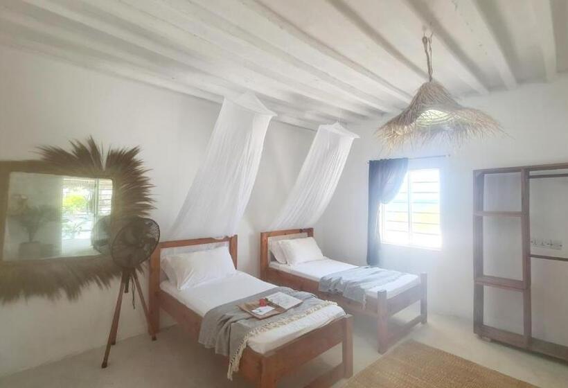 Семейный Номер Вид на Сад, Garden Beach Bungalows Jambiani
