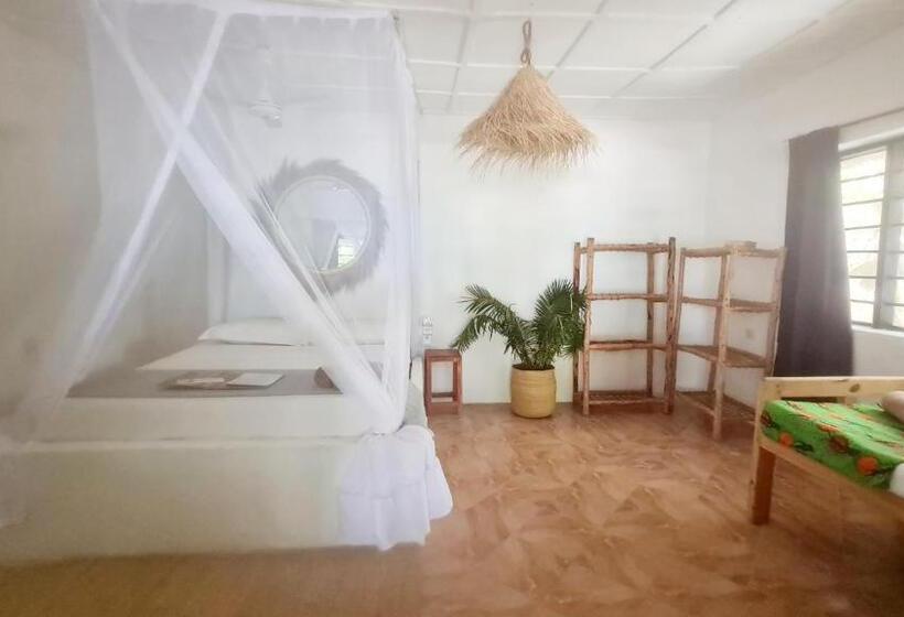 经济型三人房间, Garden Beach Bungalows Jambiani