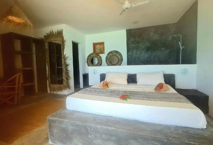 オーシャンビューデラックスルームバルコニー付き, Garden Beach Bungalows Jambiani